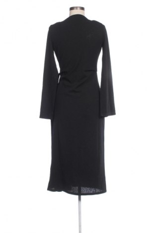 Rochie H&M, Mărime M, Culoare Negru, Preț 33,99 Lei