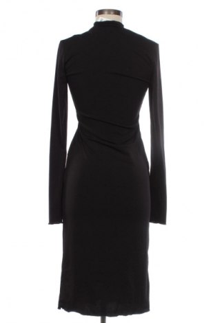 Rochie H&M, Mărime M, Culoare Negru, Preț 33,99 Lei