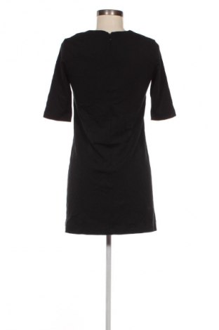 Rochie H&M, Mărime XS, Culoare Negru, Preț 29,99 Lei