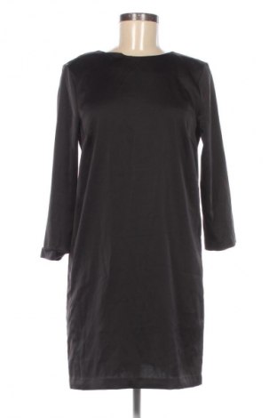 Rochie H&M, Mărime M, Culoare Negru, Preț 29,99 Lei