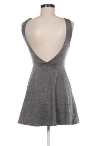 Kleid H&M Divided, Größe XS, Farbe Grau, Preis € 6,99