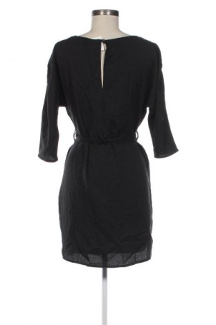 Kleid Jacqueline De Yong, Größe XS, Farbe Schwarz, Preis 6,49 €