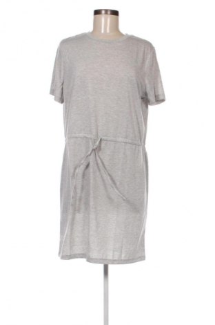 Kleid Jdy, Größe S, Farbe Grau, Preis 12,49 €