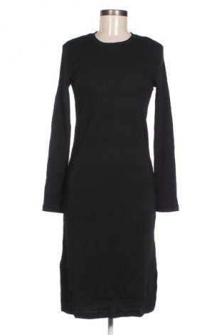 Kleid Just Female, Größe M, Farbe Schwarz, Preis 38,99 €