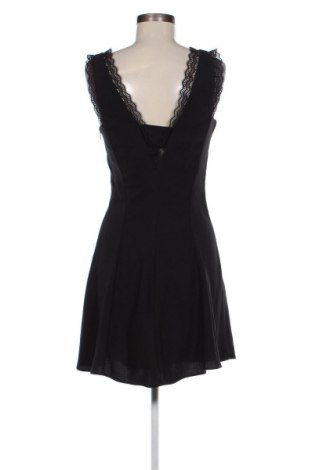 Kleid Mango, Größe M, Farbe Schwarz, Preis 22,99 €