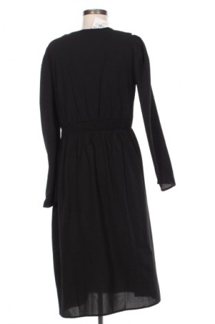 Kleid Monki, Größe L, Farbe Schwarz, Preis 13,49 €