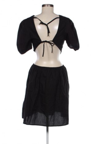 Rochie Monki, Mărime M, Culoare Negru, Preț 57,99 Lei