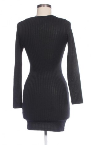 Kleid NA-KD, Größe XS, Farbe Schwarz, Preis 16,99 €