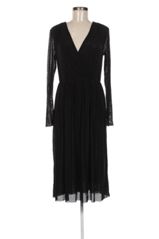 Kleid Neo Noir, Größe M, Farbe Schwarz, Preis 10,49 €