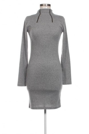 Kleid Pieces, Größe S, Farbe Grau, Preis 5,99 €