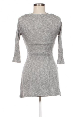 Kleid Pull&Bear, Größe S, Farbe Grau, Preis € 5,99