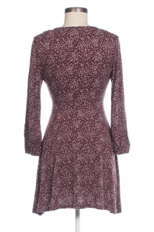 Kleid Pull&Bear, Größe M, Farbe Mehrfarbig, Preis 7,49 €