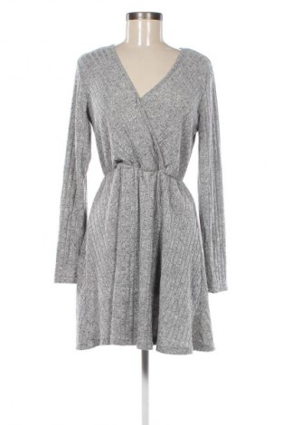 Kleid SHEIN, Größe S, Farbe Grau, Preis 8,49 €