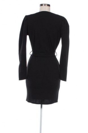 Kleid Sisters Point, Größe M, Farbe Schwarz, Preis € 28,49