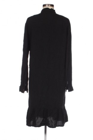 Kleid Sisters Point, Größe M, Farbe Schwarz, Preis € 11,49