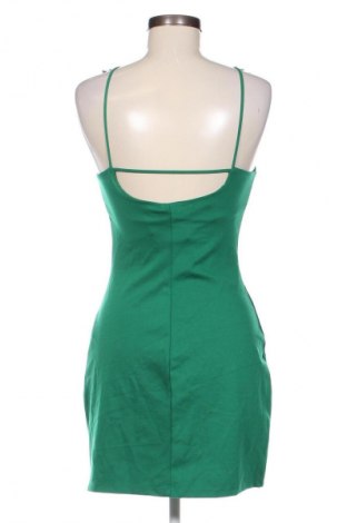 Rochie Stradivarius, Mărime M, Culoare Verde, Preț 45,99 Lei