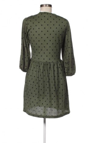 Rochie Stradivarius, Mărime M, Culoare Verde, Preț 25,99 Lei