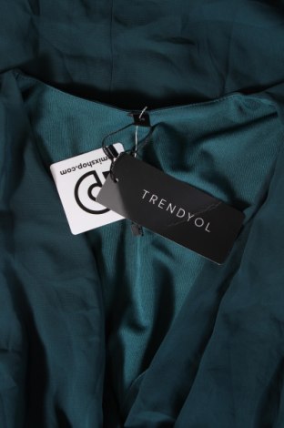 Kleid Trendyol, Größe M, Farbe Grün, Preis € 33,99