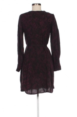 Kleid Vero Moda, Größe XS, Farbe Mehrfarbig, Preis 12,99 €