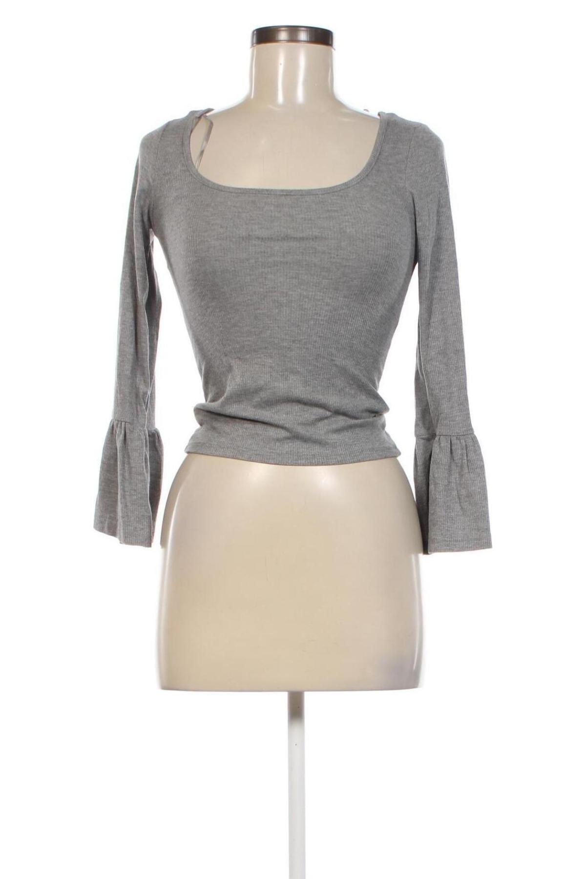 Damen Shirt Gina Tricot, Größe XS, Farbe Grau, Preis 4,99 €