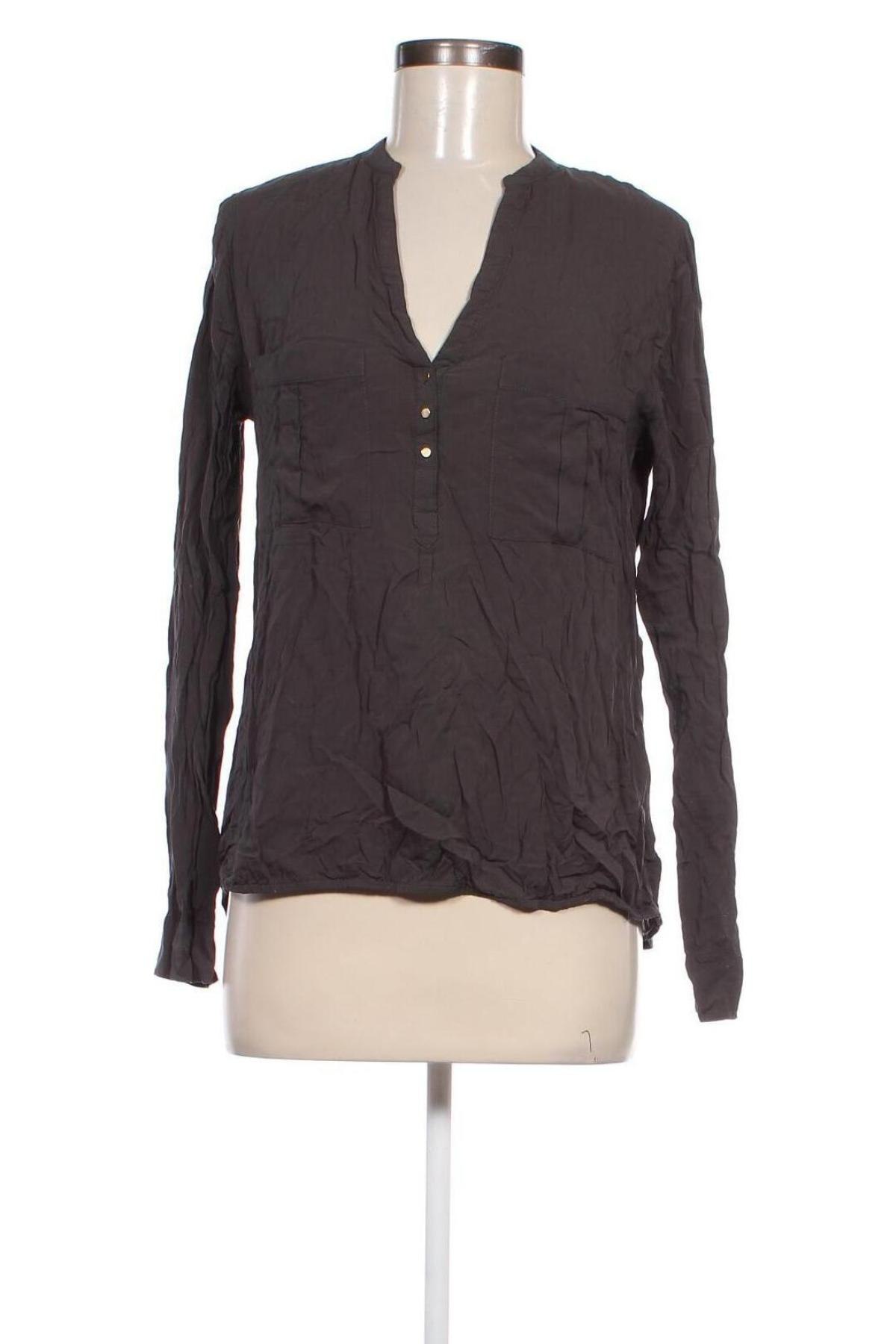 Damen Shirt Pull&Bear, Größe L, Farbe Grau, Preis € 4,49