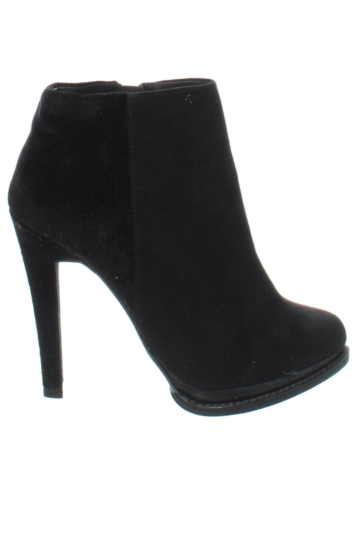 Botine de damă Zara Trafaluc, Mărime 37, Culoare Negru, Preț 68,99 Lei