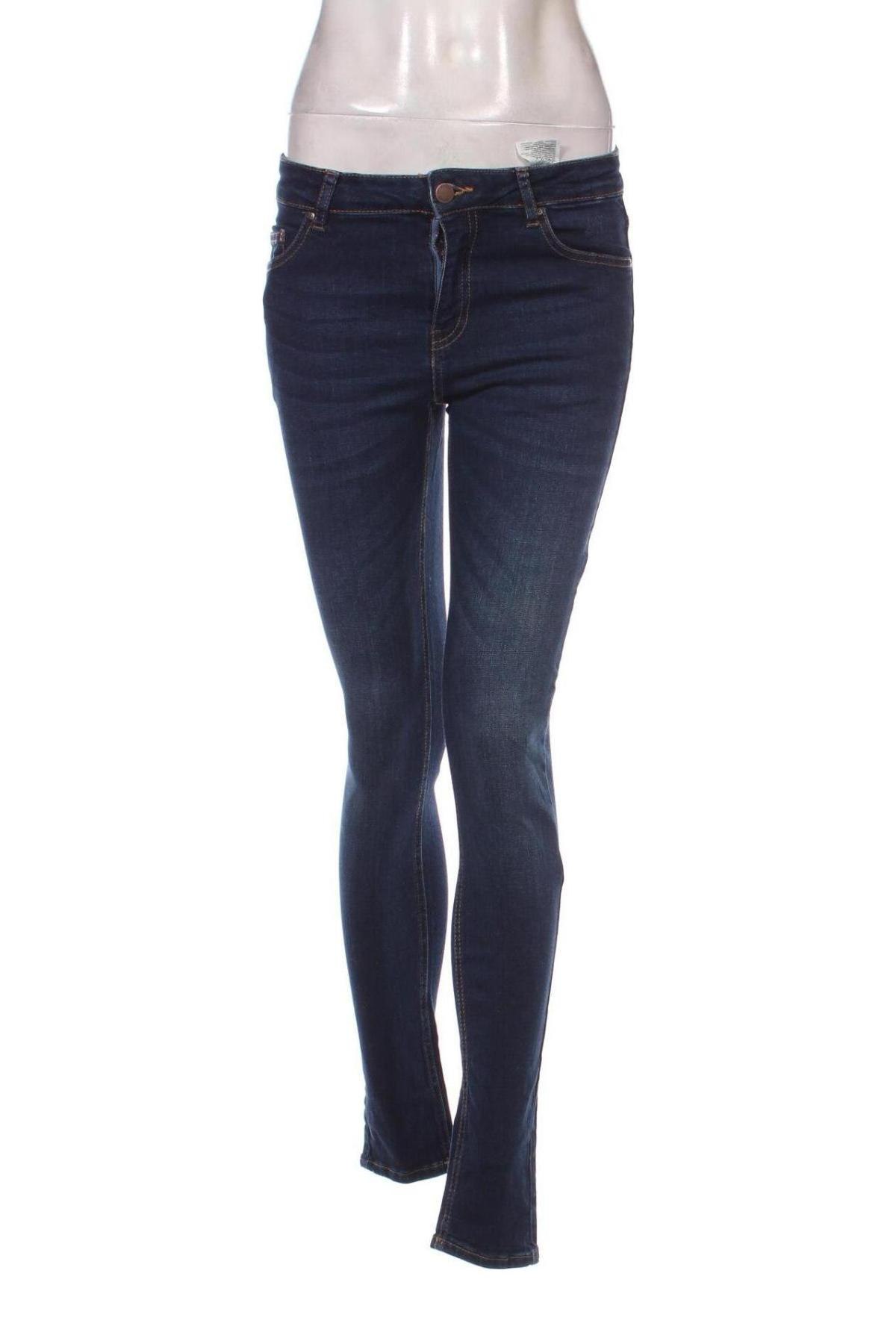 Damen Jeans Pieces, Größe M, Farbe Blau, Preis 9,99 €