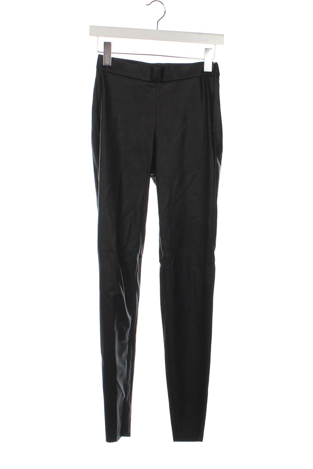 Pantaloni de femei Vero Moda, Mărime XS, Culoare Negru, Preț 31,99 Lei