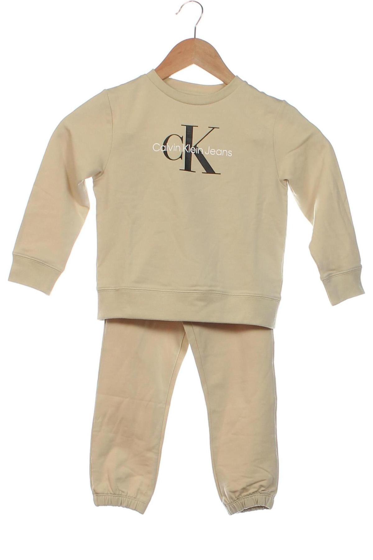 Детски спортен екип Calvin Klein Jeans, Размер 2-3y/ 98-104 см, Цвят Бежов, Цена 88,29 лв.