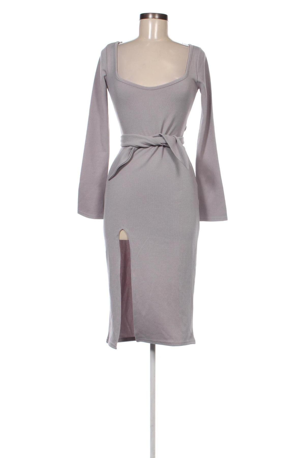 Kleid Femme Luxe, Größe M, Farbe Grau, Preis € 14,79