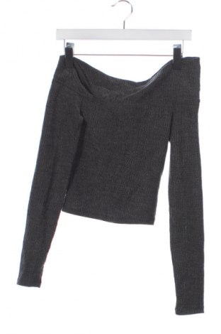Damen Shirt Bershka, Größe XS, Farbe Grau, Preis € 21,99