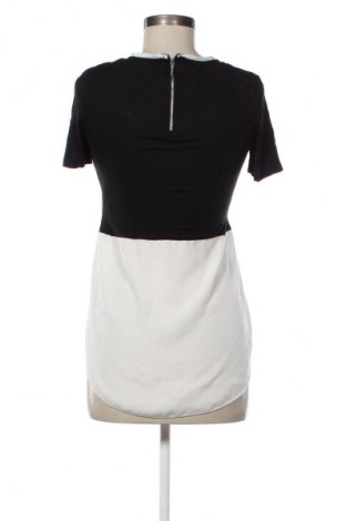 Damen Shirt Bershka, Größe M, Farbe Mehrfarbig, Preis € 7,99