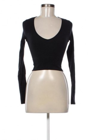 Dámská halenka Bershka, Velikost XS, Barva Černá, Cena  241,00 Kč