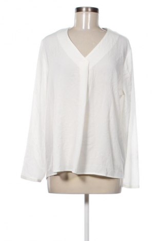 Damen Shirt Betty Barclay, Größe M, Farbe Weiß, Preis 24,49 €