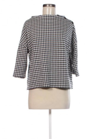 Damen Shirt Betty Barclay, Größe M, Farbe Mehrfarbig, Preis 33,99 €