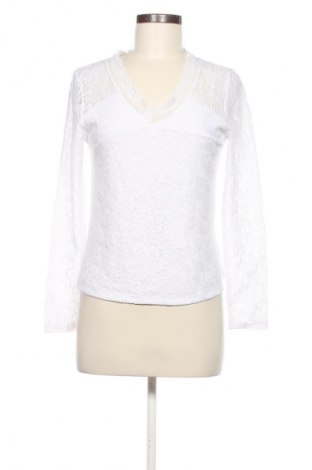 Damen Shirt Chicoree, Größe M, Farbe Weiß, Preis 13,99 €