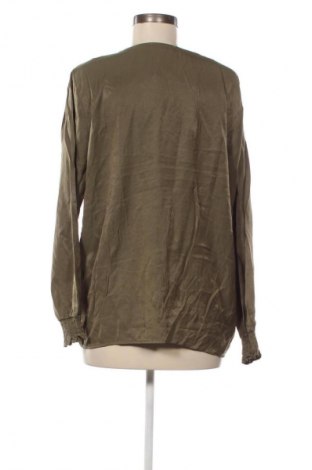 Damen Shirt Cream, Größe M, Farbe Grün, Preis 33,99 €