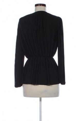 Damen Shirt H&M, Größe XS, Farbe Schwarz, Preis 13,99 €