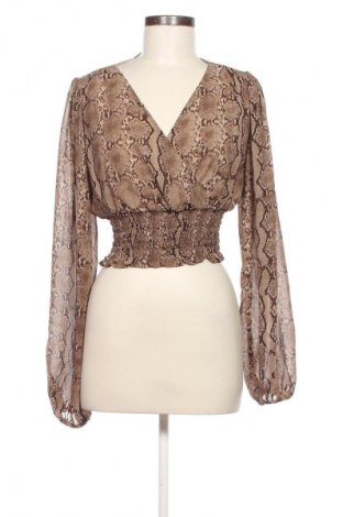 Damen Shirt NA-KD, Größe S, Farbe Mehrfarbig, Preis 23,99 €