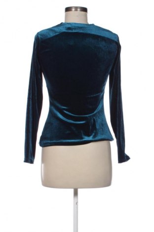 Bluzka damska NEW COLLECTION, Rozmiar S, Kolor Niebieski, Cena 76,40 zł