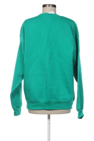 Damen Shirt Pull&Bear, Größe M, Farbe Grün, Preis 12,99 €