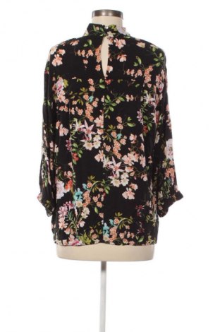 Damen Shirt Reserved, Größe M, Farbe Mehrfarbig, Preis 13,99 €