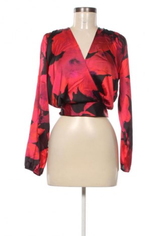 Damen Shirt Rinascimento, Größe S, Farbe Mehrfarbig, Preis 33,99 €