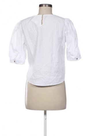 Damen Shirt Sinsay, Größe M, Farbe Weiß, Preis 9,72 €