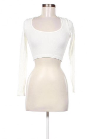 Damen Shirt Stradivarius, Größe S, Farbe Weiß, Preis € 15,86