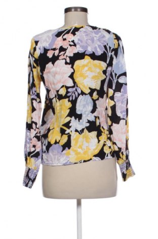 Damen Shirt VILA, Größe M, Farbe Mehrfarbig, Preis 10,30 €