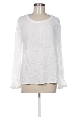 Damen Shirt Vero Moda, Größe M, Farbe Weiß, Preis 10,30 €