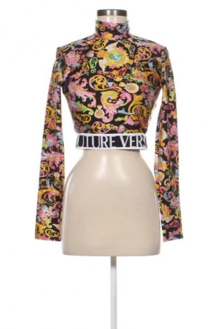 Γυναικεία μπλούζα Versace Jeans, Μέγεθος S, Χρώμα Πολύχρωμο, Τιμή 147,99 €