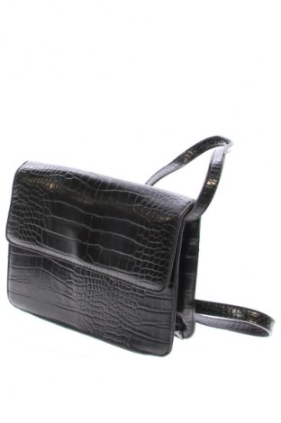 Damska torebka Pieces, Kolor Czarny, Cena 88,99 zł