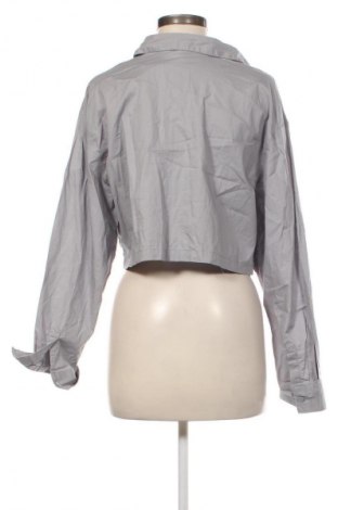 Damenbluse H&M Divided, Größe M, Farbe Grau, Preis 12,79 €